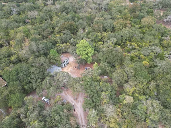 763 Cardinal Rd, Caldwell, TX 77836