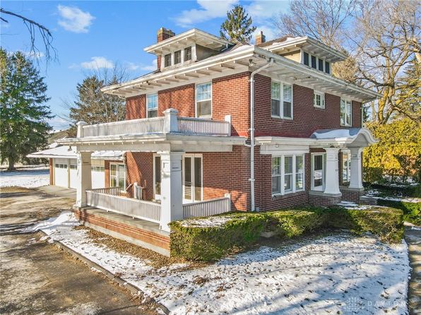930 N Sunset Dr, Piqua, OH 45356