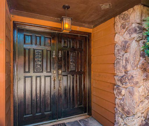 5th image of 509 Arlington Pl