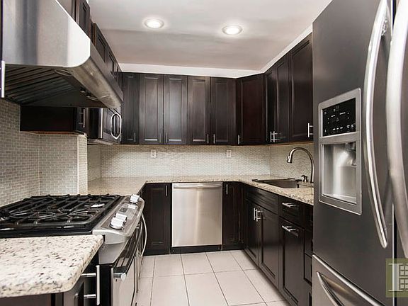 2nd image of 2610 Ocean Pkwy APT 2A