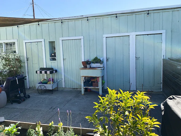 Common area / Storage units
