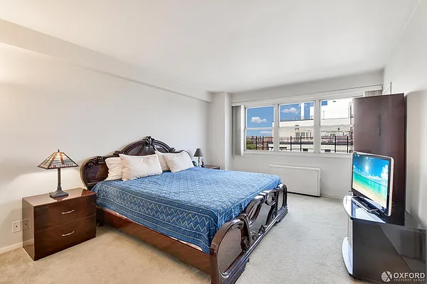 Sold by Oxford Property Group | media 4
