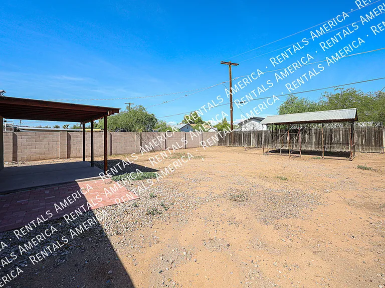 3809 N 9th St — Photo 39