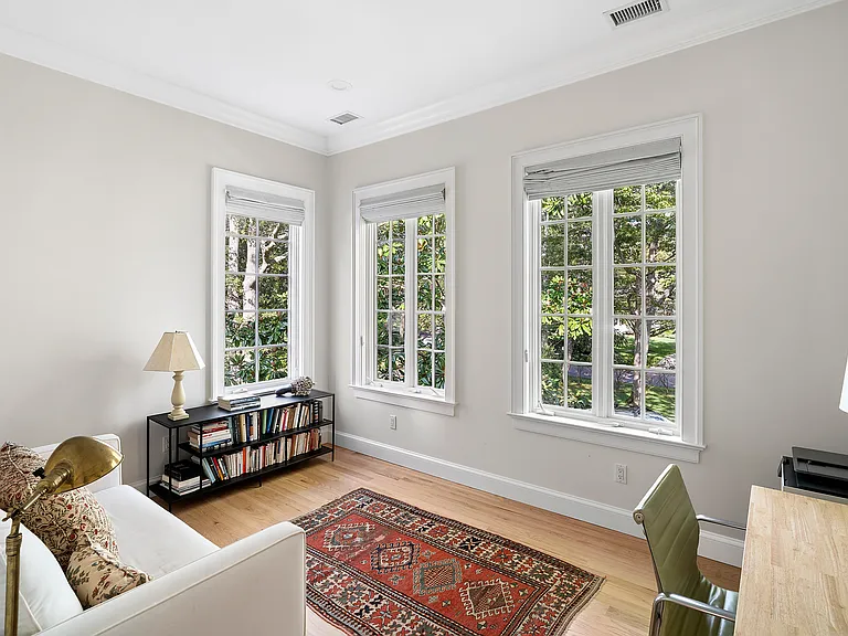 4 Oakland Ln — Photo 19