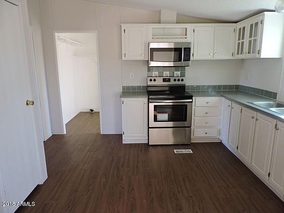 4th image of 50414 N 26th Dr