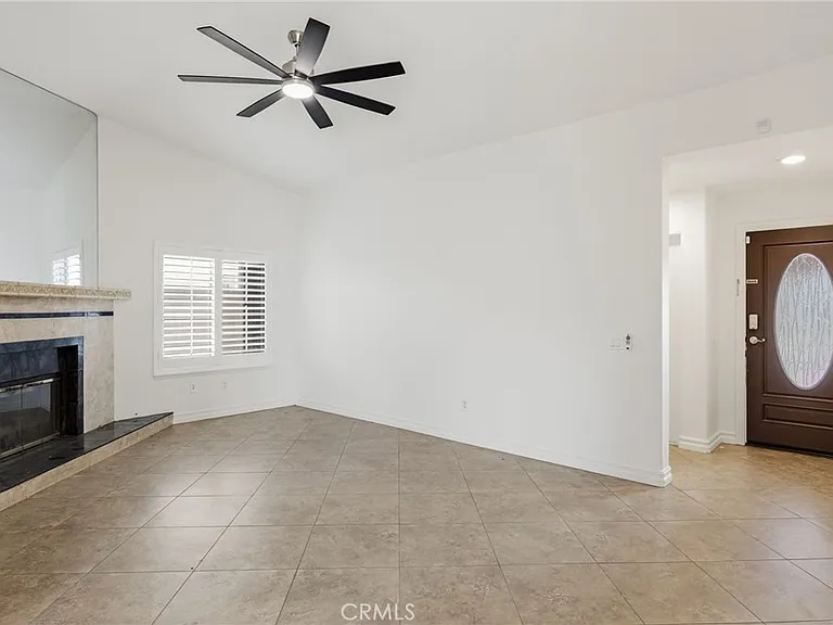 29628 Squaw Valley Dr — Photo 2