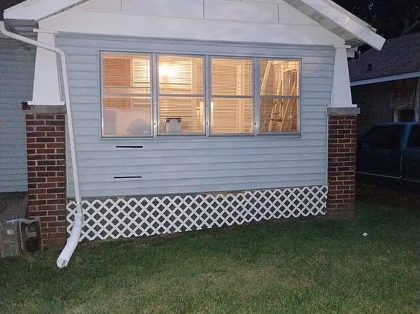 1029 Elmhurst Ave, Decatur, IL 62526