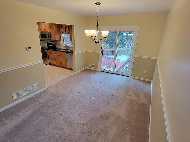 1138 Cunningham Dr — Photo 10