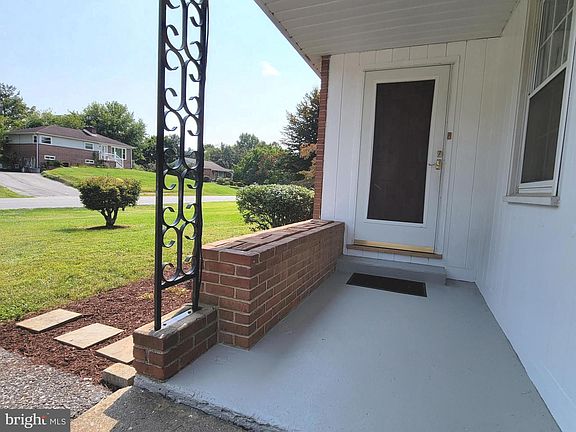 2nd image of 11810 Robinwood Dr