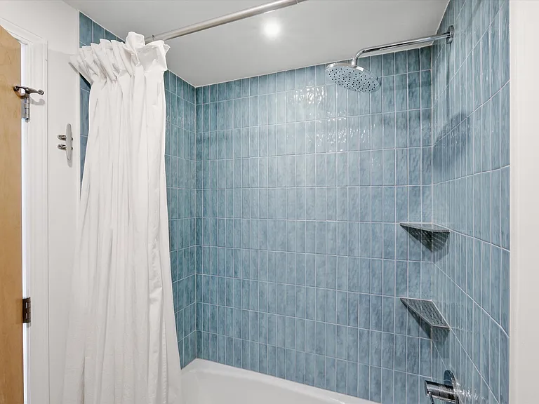 360 W Pershing Rd #190 — Photo 27