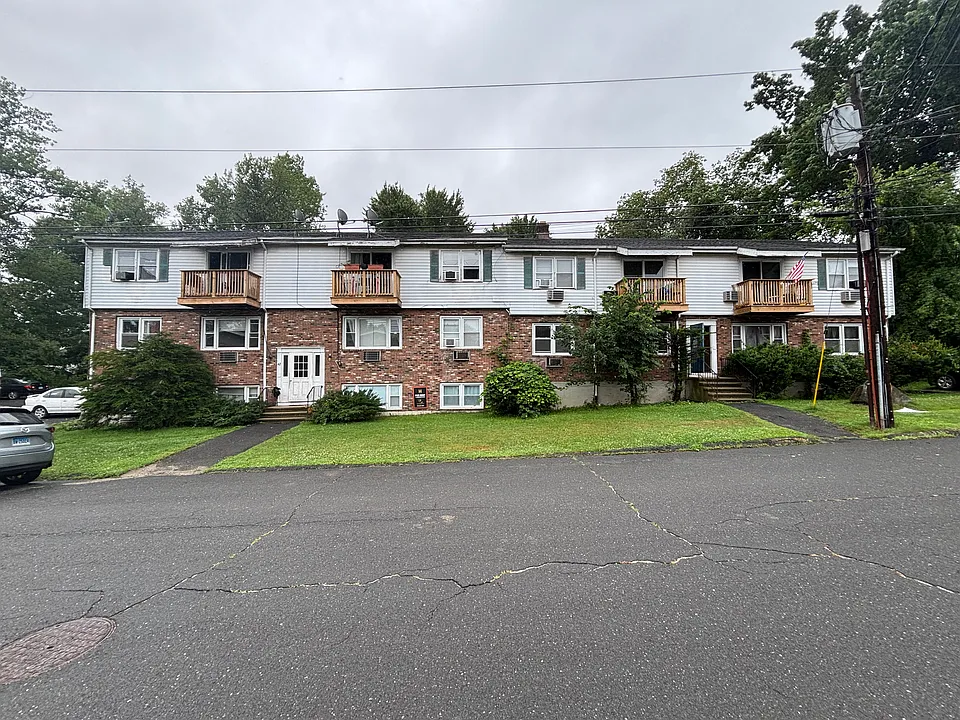 34-42 Royal Oak Dr #3