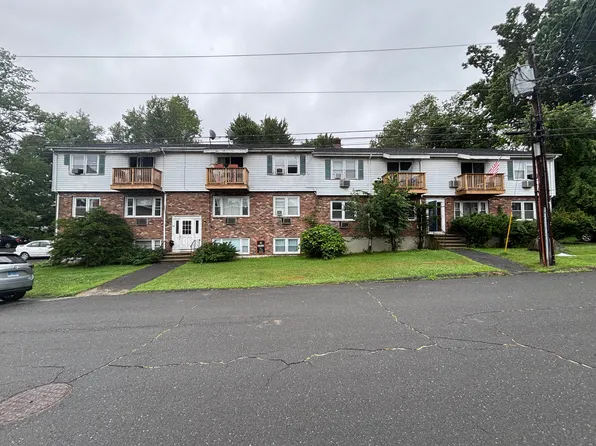 34-42 Royal Oak Dr #3, Waterbury, CT 06708