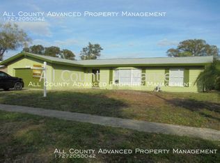 1101 Webb Dr, Clearwater, FL 33755