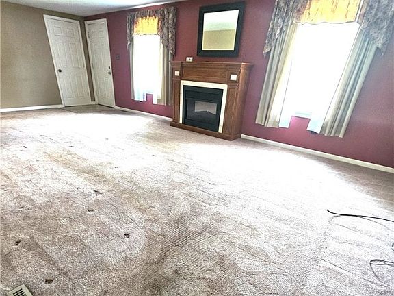 2nd image of 624 Shaker Dr