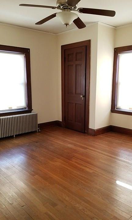 1st image of 19 Weston Ct #2