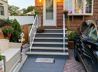 102 Pacific Blvd, Keyport, NJ 07735