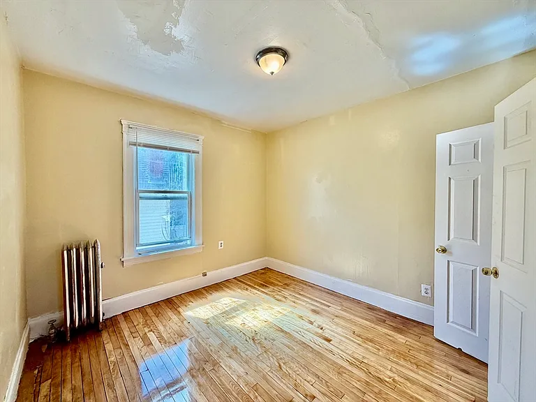2 Shirley St #2 — Photo 11