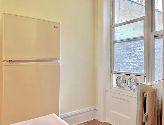 Rented by Matthew Gros-Werter, LREB  | media 12