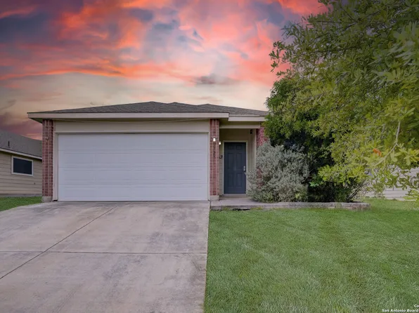 7723 DERBY RUN, Selma, TX 78154