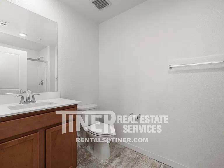 4152 Rotor Ln — Photo 32