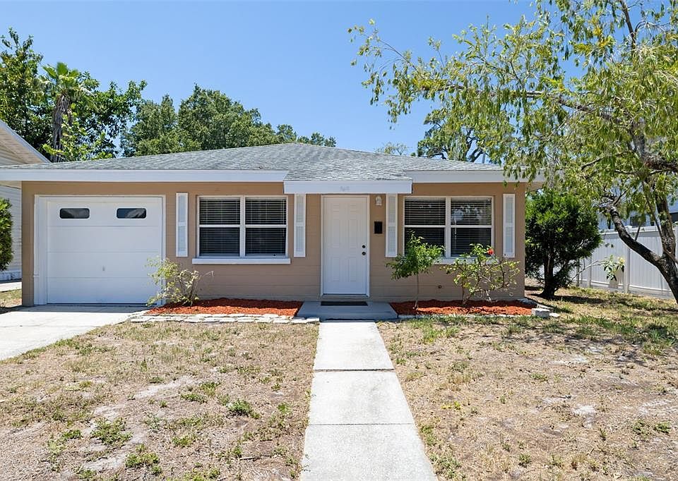 1st image of 808 26TH STREET W