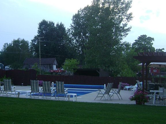 18 X 30 BUILT IN POOL