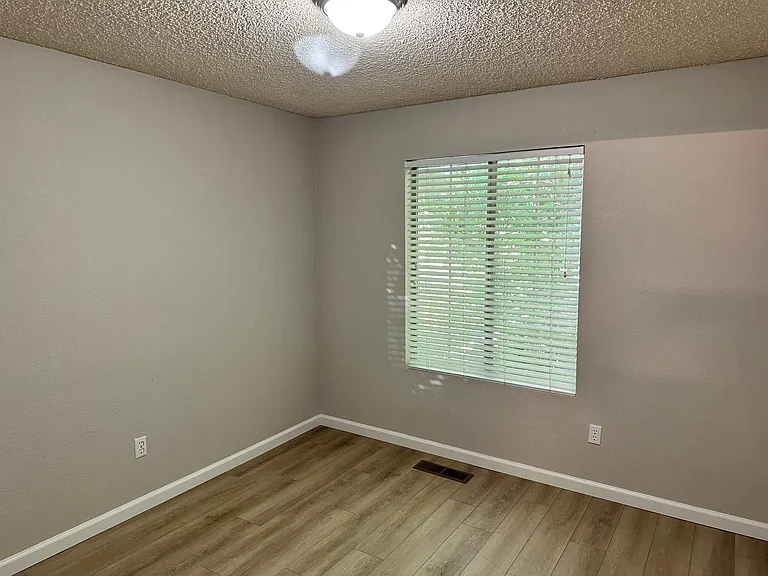 7800 Big River Dr — Photo 13