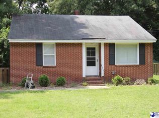 304 S 10th St, Hartsville, SC 29550