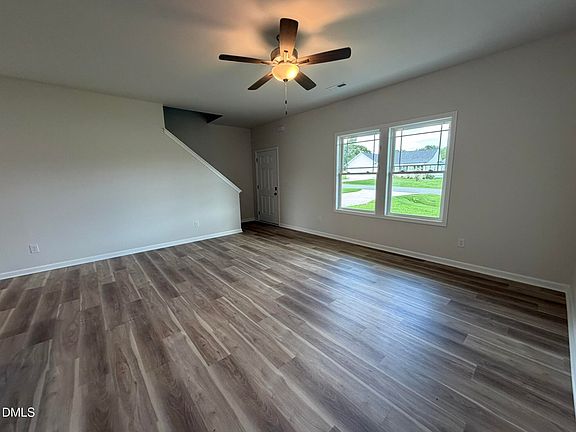 4th image of 84 Shiloh Dr