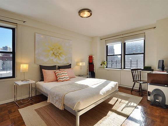 3rd image of 50 King St APT 8F