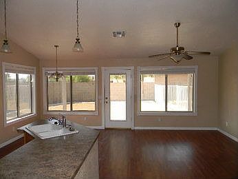 4th image of 2220 S Navajo Way