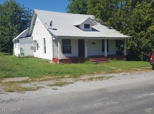 1017 S 16th St, Herrin, IL 62948