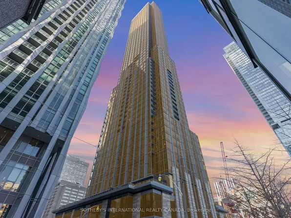 11 Yorkville Ave #1111, Toronto, ON M4W 0B1