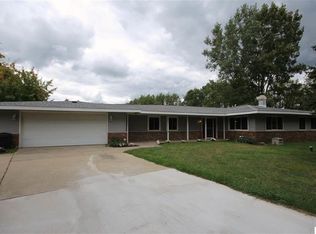 3950 Olvet Dr, Jackson, MI 49201