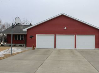 210 W Luella St, Crofton, NE 68730