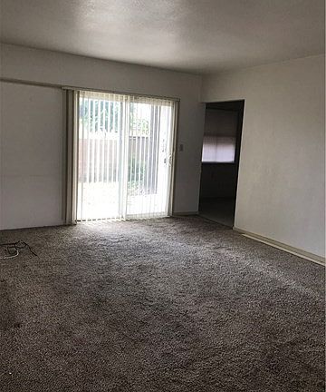 4th image of 567 Nicholet St