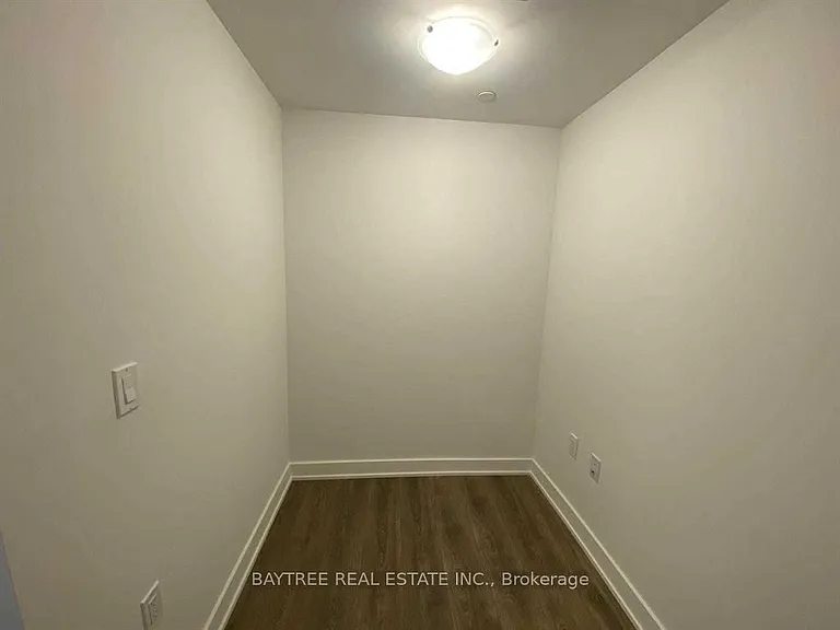 195 Redpath Ave #1001 — Photo 3