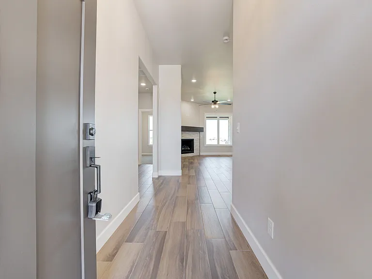 10421 SW 51st St — Photo 5