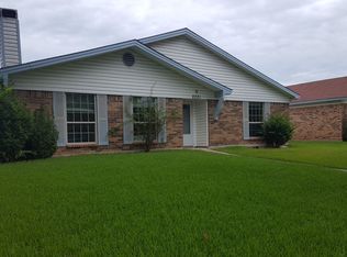 2221 Ridgedale Dr, Carrollton, TX 75006