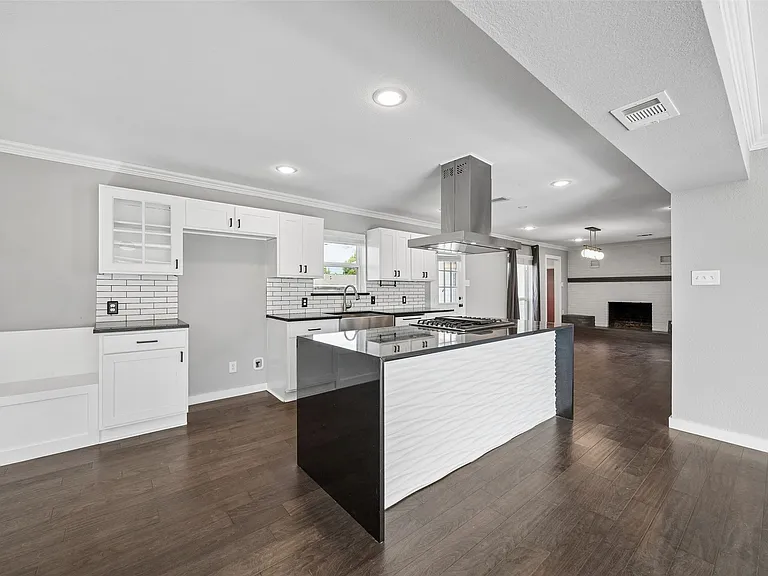 2623 Heatherwood Dr — Photo 14
