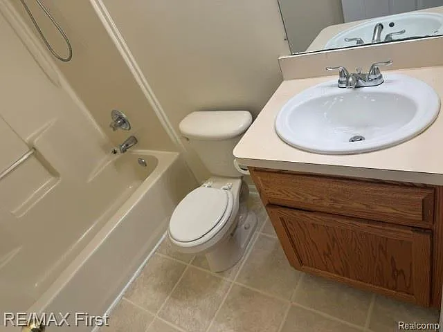 43234 Fountain Dr — Photo 10