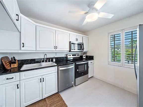 5th image of 4200 Belair LN #209