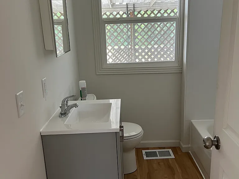 8429 Harrison Dr — Photo 7