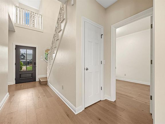 4th image of 3217 Prairie Rose Rd