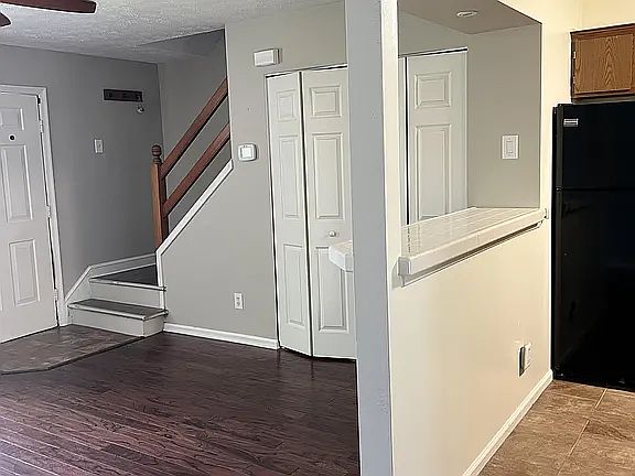 4th image of 21 Countryplace Ln #21