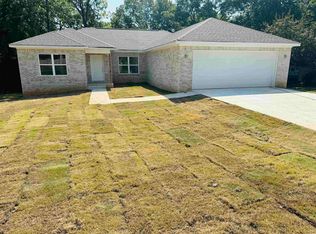 30 Ledrick Cir, Mayflower, AR 72106