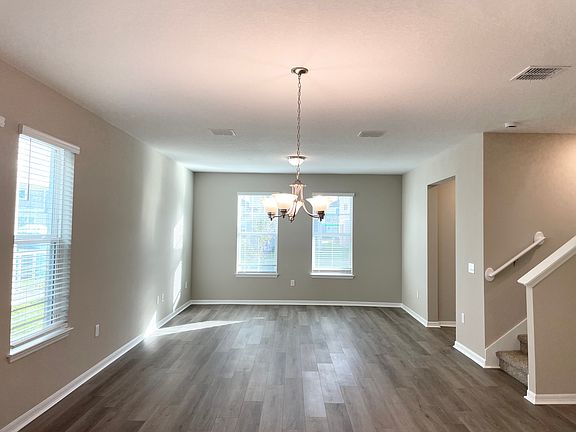 3rd image of 11973 Bracco St