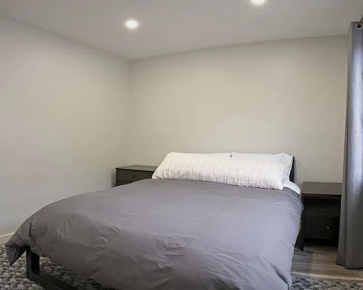 338 Coronado St — Photo 15