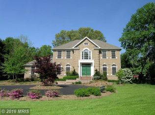 750 Ellsworth Ave, Great Falls, VA 22066