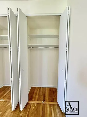 Rented by A Space Realty NY LLC | media 9